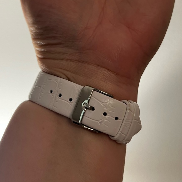 LNIB Anne Klein Womens Watch with Crystals and White Leather Strap - Picture 8 of 9